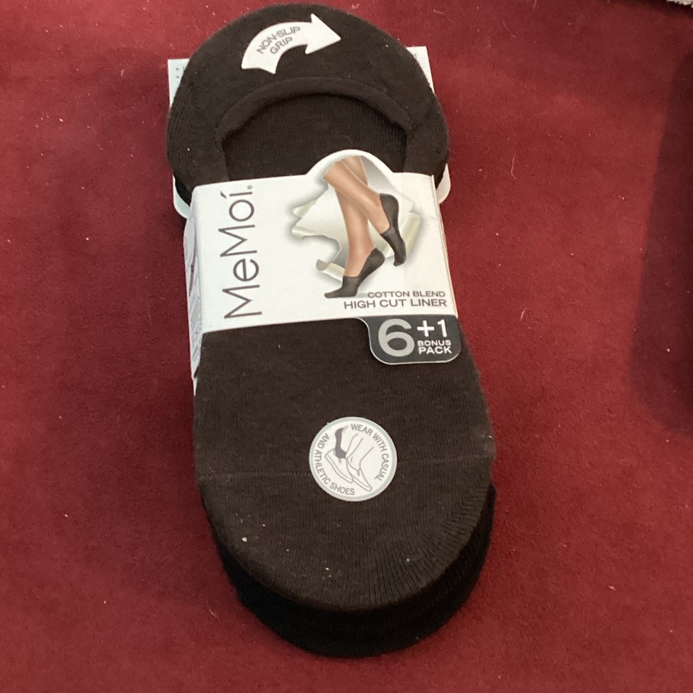 Black Cotton Blend High Cut Liner Socks -
5 pack of socks.  They did not fit.